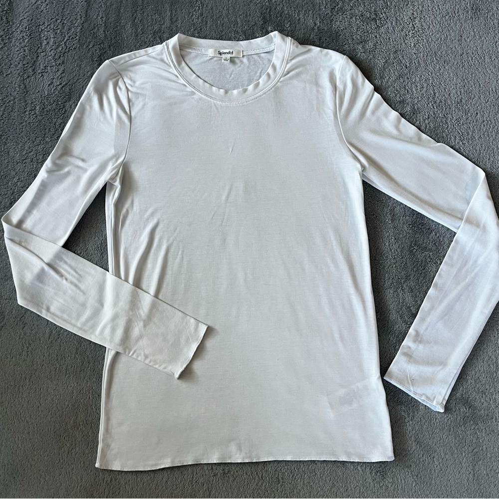 Splendid Classic White Long Sleeve Tee